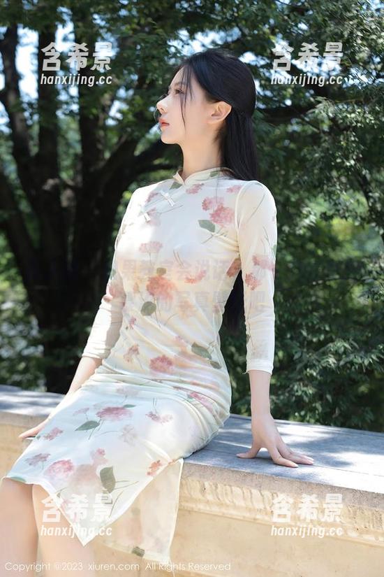 秀人网-周慕汐 秀人网 - 如果教室会说话,那一定在夸周慕汐的写真壁纸吧