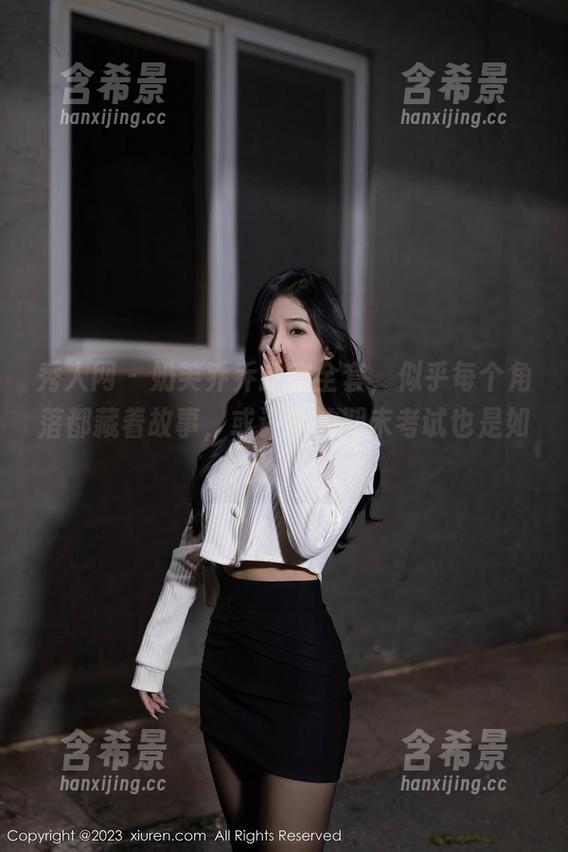 秀人网 - 奶芙乔乔教室全套，似乎每个角落都藏着故事，或许我的期末考试也是如此……