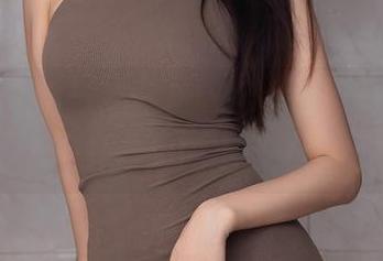 秀人网 – 最新妲己Toxic女王，真想变成她身边的小臣子