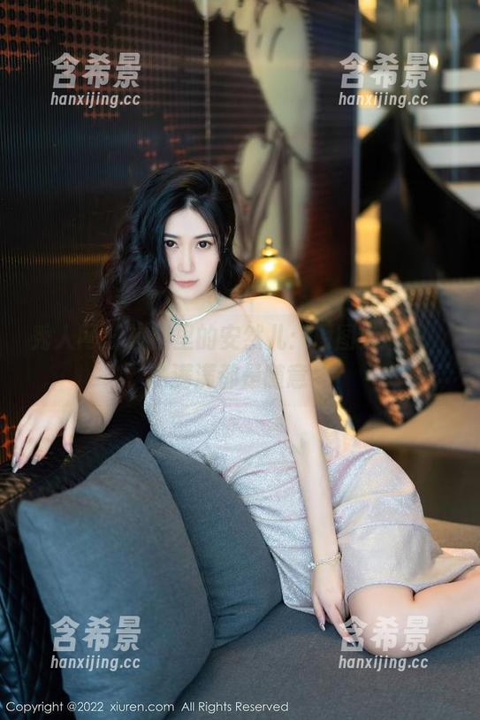 秀人网 - 校园里的安然儿：原图大揭晓，满满都是随意
