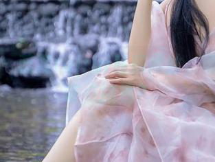秀人网 – 蕊蕊ruirui私房黑丝，谁敢说不带点挑逗？