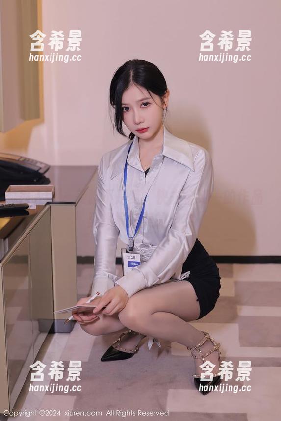 秀人网 - 美脚不是梦，快去金纯一的作品里找最完美的纪实