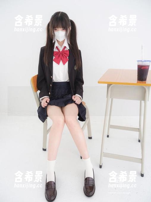 紧急企划 - 在林书辞的“黑色”里，私房图集就像一场深邃的梦。