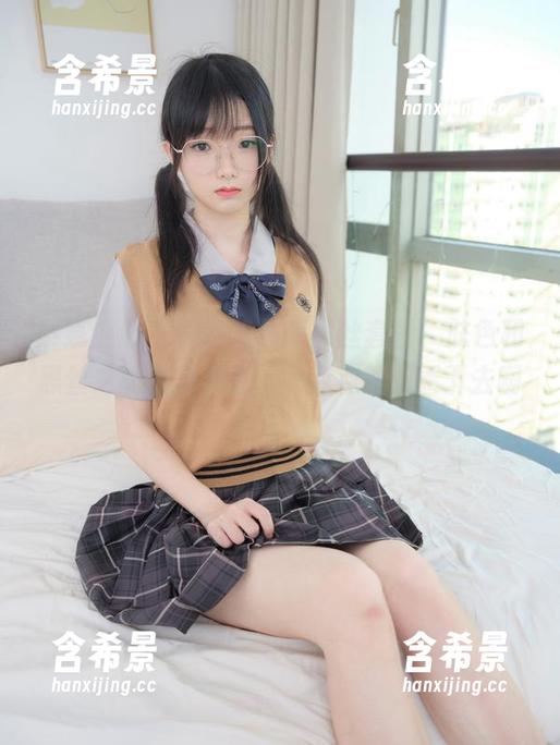 紧急企划-林书辞 紧急企划 - 林书辞最新黑丝套图,肤色和黑丝之间的拉锯战,一点点就想看下去啊。