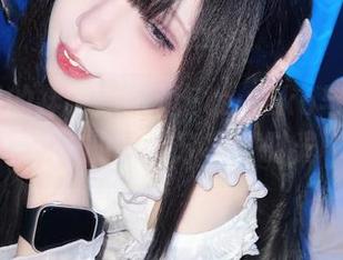 KTV里的拌嘴：纸悦Etsu_ko与地雷系女子的狂“分享”时光