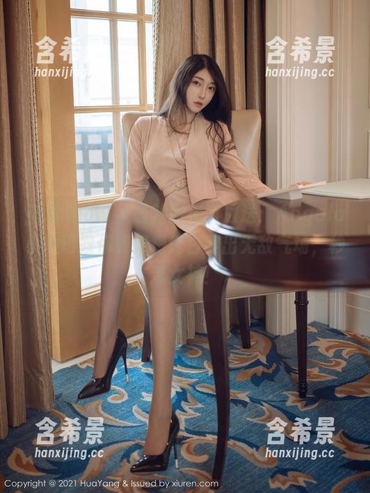 花漾show-Angela小热巴 花漾show - 最新图库大放送:Angela小热巴教你如何把纯白穿出无敌气场,秒变女神!