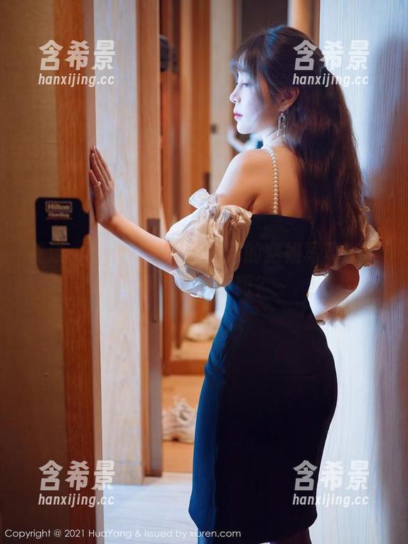 花漾show - 免费小海臀的空姐写真，谁不想多看两眼？