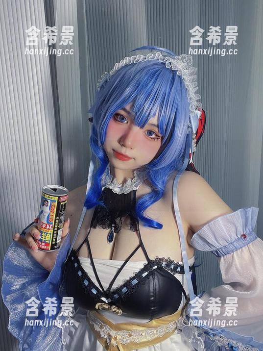 微密圈 - 私房写真里，葱油饼er的黑与白让人直呼：“太带劲了，连味都闻到了！”