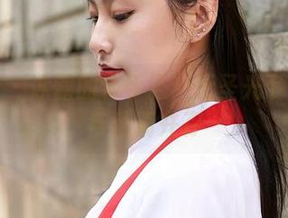 蜜桃社 – 冰露的水手服：无圣光下的俏皮与迷离并存