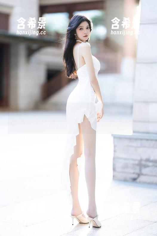 语画界 - 在徐莉芝Booty的世界，白丝或许不止是丝袜，下载高清画面自见分晓！