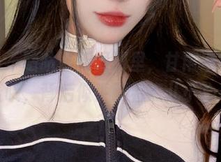 阿九从不咕咕最新图册里，甘雨不仅仅是娇羞哦，背后似乎藏着点儿小心思。