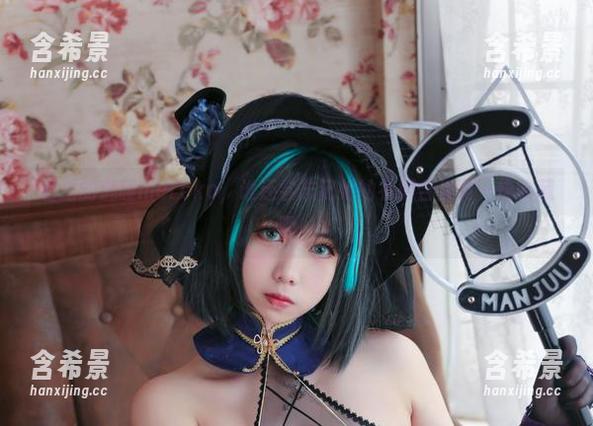 看过的魅瞳meroko，谁还会忘记她的礼服合集啊～快收藏吧！