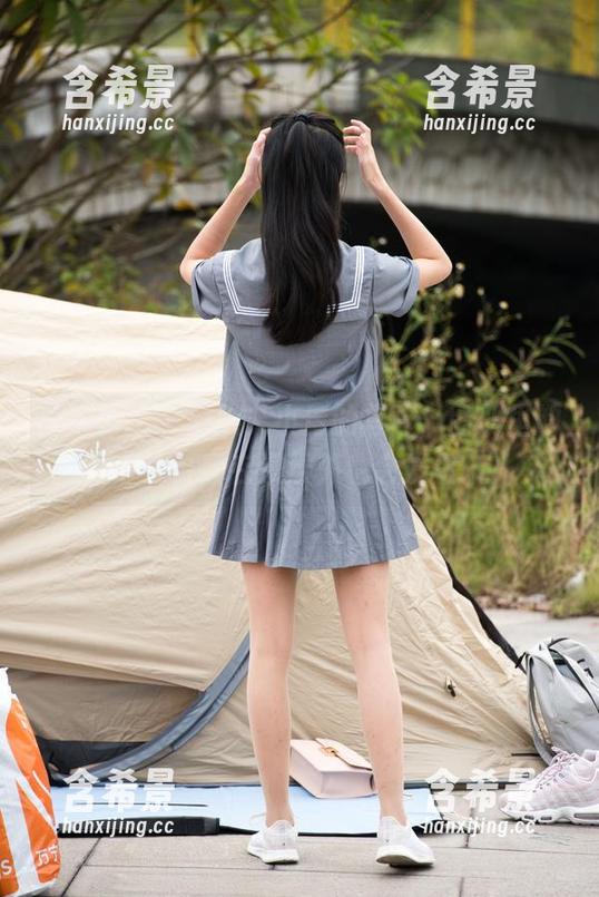魔镜街拍 - 瞧瞧艾小青的写真，图册里的奇遇其实在漫展外也会发生。